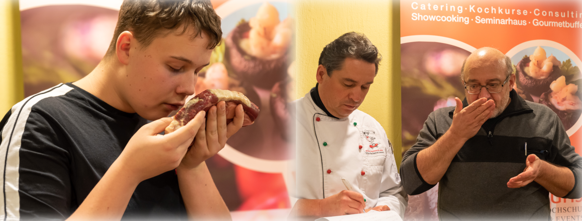 Begutachtung der Teilnehmer | Fleisch im Roh-Zustand bei einer Raumtemperatur von 23°C | Kerntemperatur 18°C zur Facharbeit zum Diplom-Fleischsommelier | Oliver Schendzielorz | Gaumencunst